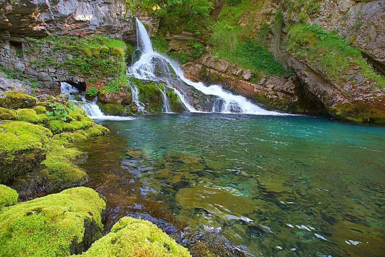 Готель Etno Selo Montenegro Плужине Екстер'єр фото